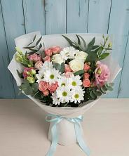 Букет цветов из:  Розы, Лизиантусы и Хризантемы в Павловский