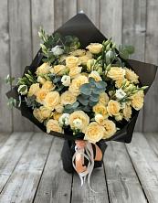 Букет цветов из:  Розы и Лизиантусы в Павловский