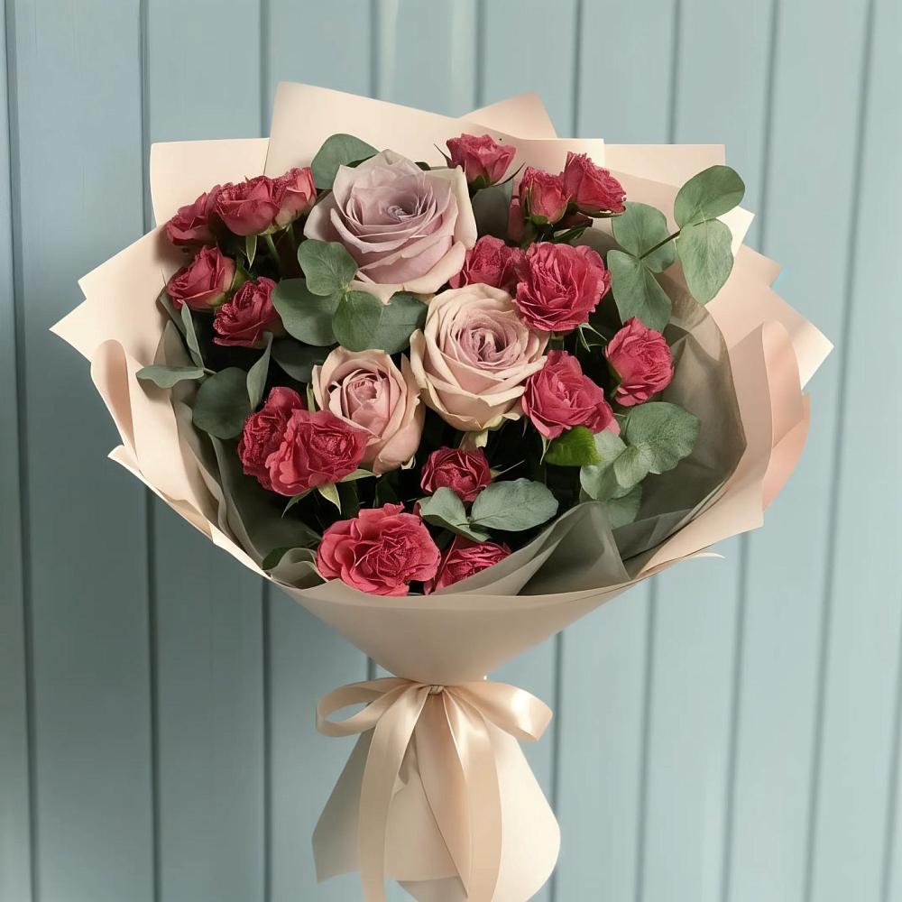Букет цветов из: Гвоздики и Розы в Павловский