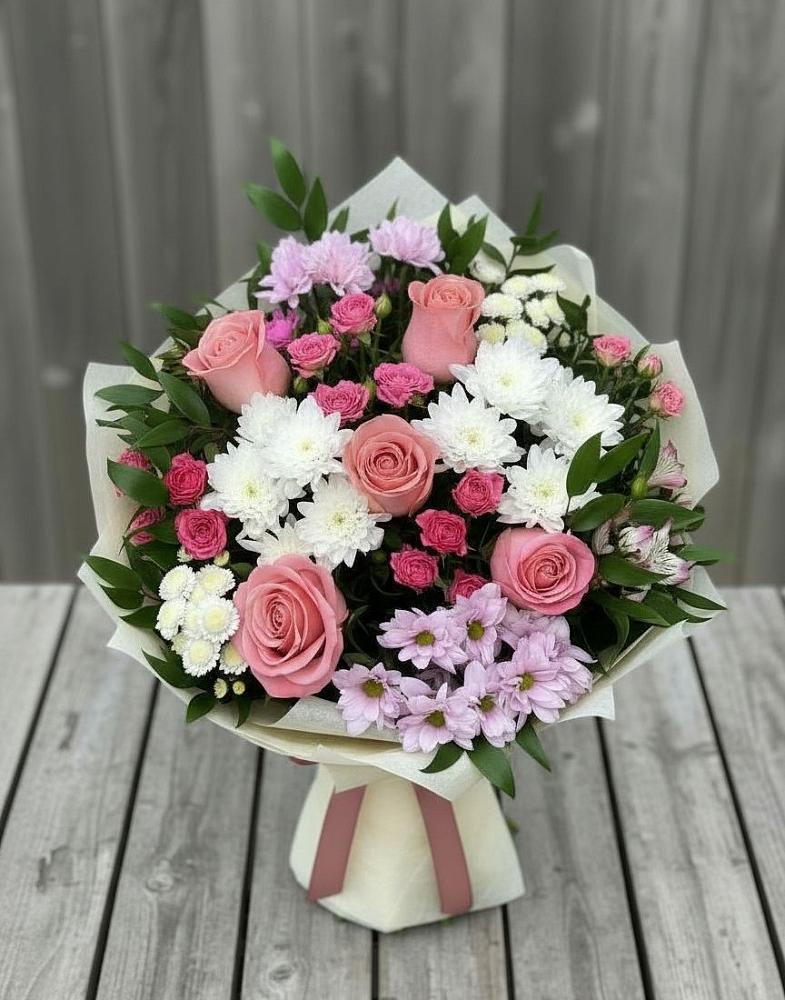 Букет цветов из: Альстромерии, Гвоздики, Розы и Хризантемы в Павловский