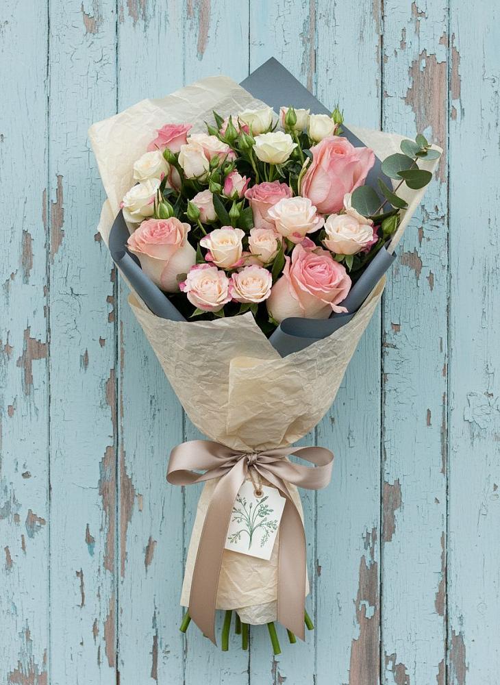 Букет цветов из: Розы в Павловский