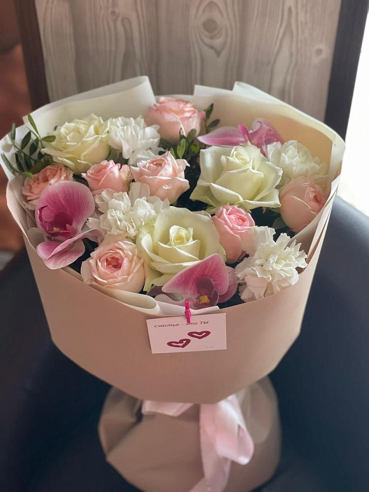 Букет цветов из: Орхидеи, Розы и Гвоздики в Павловский