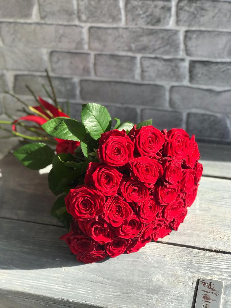 Букет Красные розы Фридом в Павловский