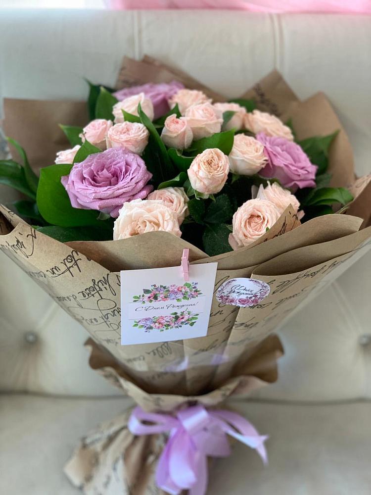 Букет цветов из: Розы в Павловский