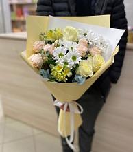 Букет цветов из:  Альстромерии, Розы и Хризантемы в Павловский
