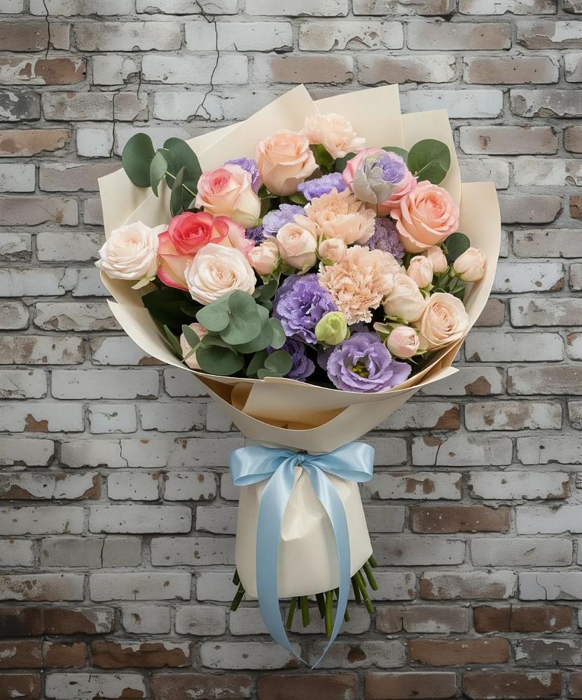 Букет цветов из: Розы, Лизиантусы и Гвоздики в Павловский