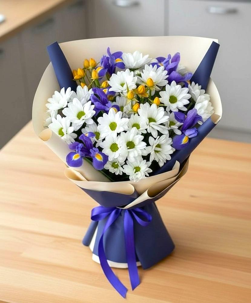 Букет цветов из: Розы, Ирисы и Хризантемы в Павловский