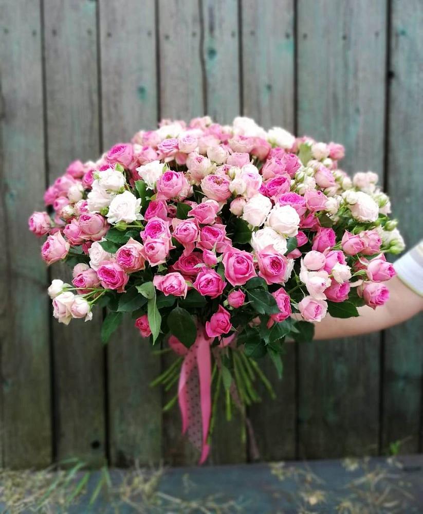 Букет Розовые кустовые розы Натали и Лав Лидия в Павловский