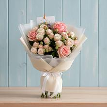 Букет цветов из:  Розы #REPLACE_PRED# Павловский