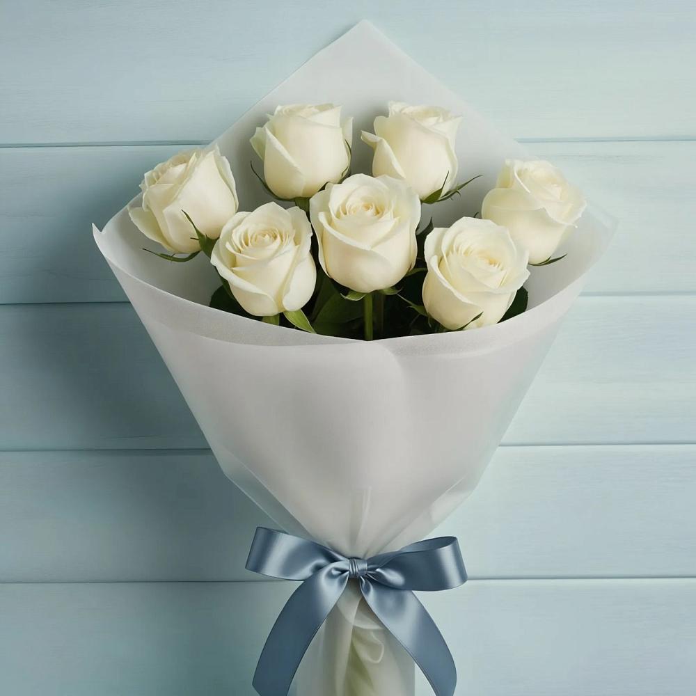 Букет 7 Белых роз Эдлесс Лав в Павловский